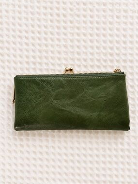VINTAGE! Source Unknown Dark Green Leather Zip & Kiss-Lock Wallet